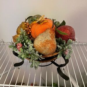 Decorative fruit bowl arrangement
